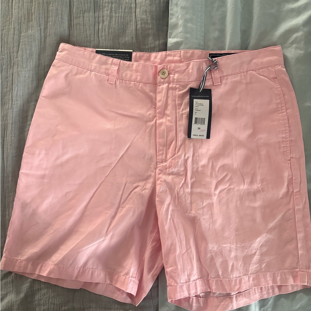 Vineyard Vines men’s club shorts